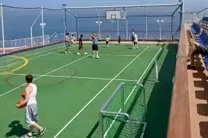 Sports Court (Pista deportiva)