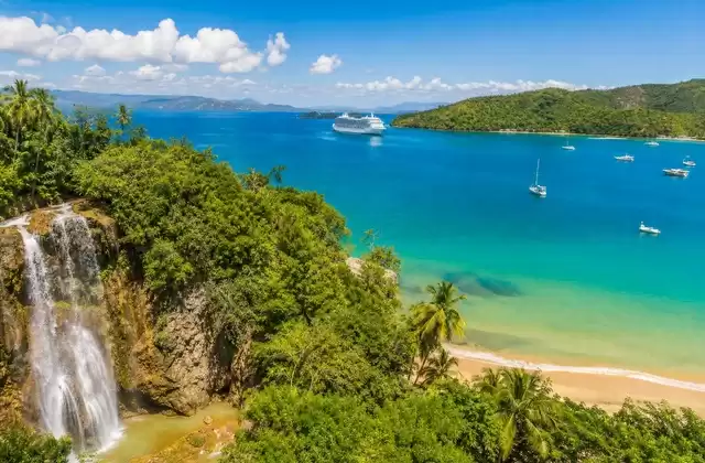 En la bahía de Samaná