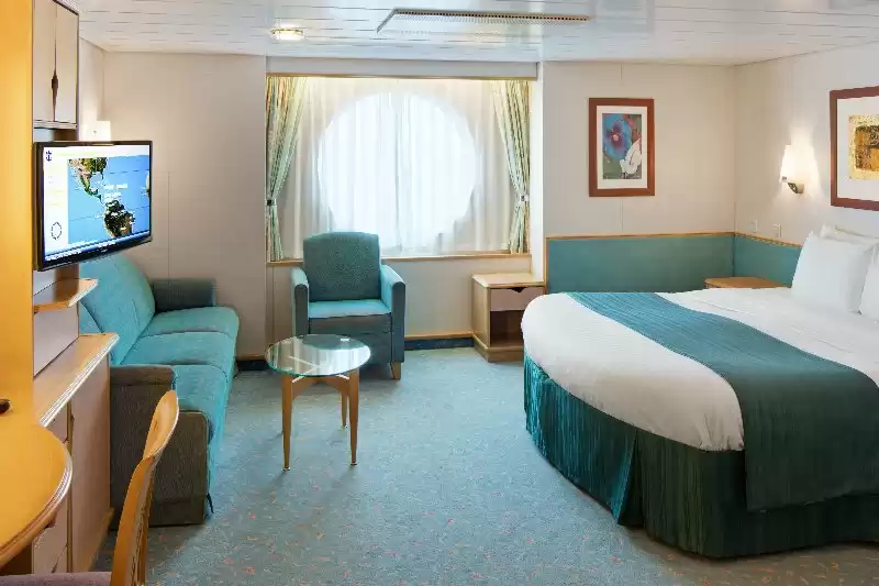 Cabina espaciosa con vista al mar